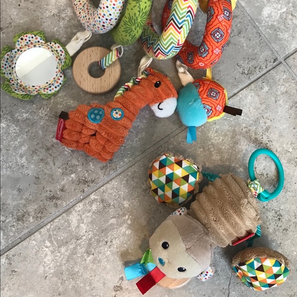 infantino spiral activity toy